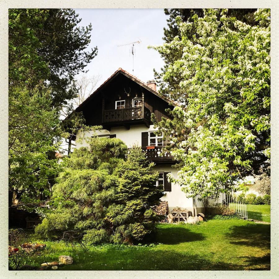 Bed Bike & Breakfast, Zimmer Innerhalb Eines Privathauses Mit Gemeinschaftsbad 阿默湖畔因宁 外观 照片